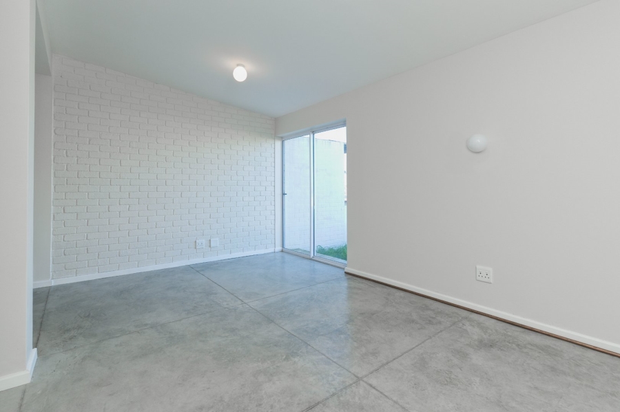 3 Bedroom Property for Sale in Parsonsvlei Eastern Cape